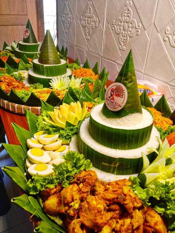 Tumpeng (1)