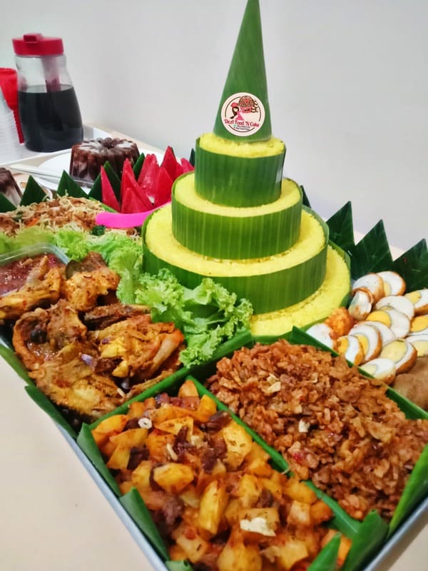 Tumpeng (3)
